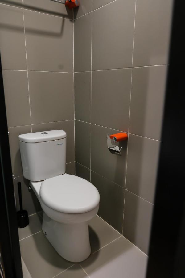 M Cabin Karawaci Binong 外观 照片